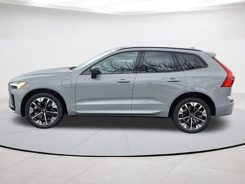 Gray Metallic 2026 Volvo XC60 Plug-In Hybrid T8 Plus