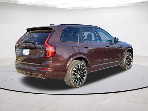 Red Metallic 2026 Volvo XC90 B6 Ultra Dark Theme 7-Seater