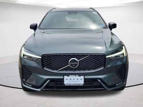 Forest Green 2026 Volvo XC60 B5 Plus