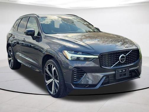 2022 Volvo XC60 Recharge Plug-In Hybrid T8 R-Design Extended Range
