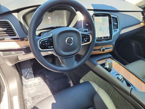 Silver 2024 Volvo XC90 B5 Plus Bright Theme