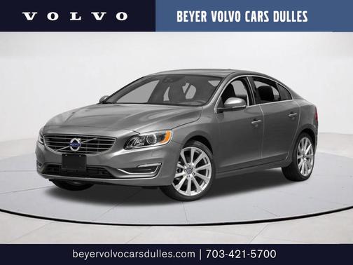 Onyx Black Metallic 2017 Volvo S60 Inscription T5