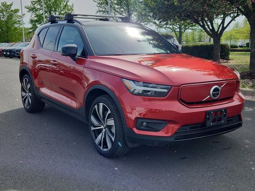 2022 Volvo XC40 Recharge Pure Electric P8 Ultimate