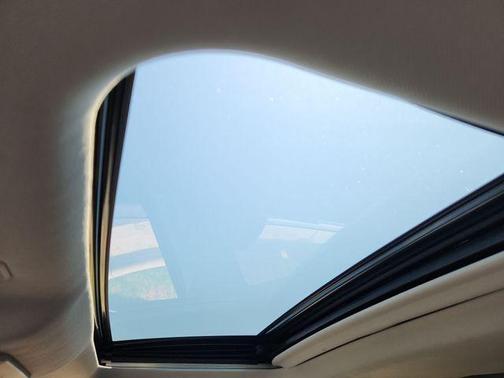 Moon Dust 2021 Toyota Highlander Limited