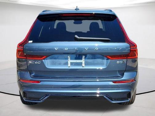 Denim Blue Metallic 2026 Volvo XC60 B5 Plus
