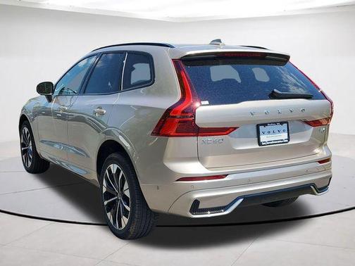 Bright 2026 Volvo XC60 Plug-In Hybrid T8 Plus