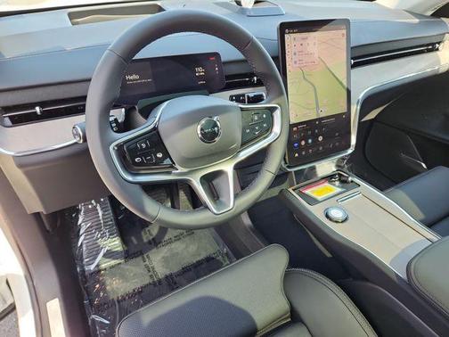 Crystal White Metallic 2025 Volvo EX90 Twin Motor Ultra