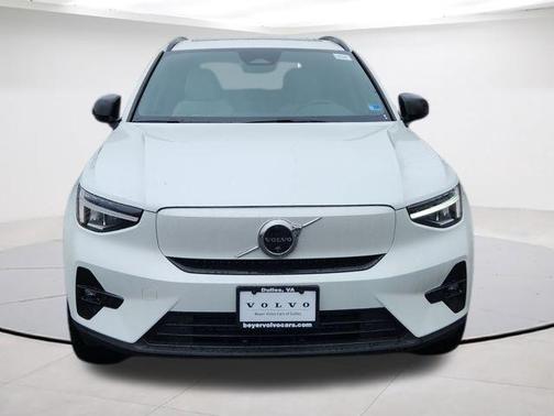 Crystal White Pearl 2026 Volvo EX40 Twin Motor Plus