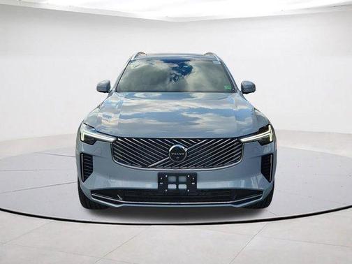 Gray Metallic 2026 Volvo XC90 B6 Plus 7-Seater