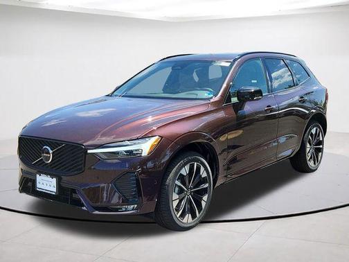 Mulberry 2026 Volvo XC60 B5 Plus