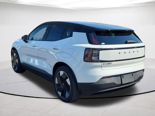 Crystal White 2026 Volvo EX30 SINGLE MOTOR PLUS