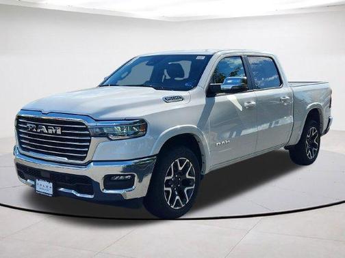 Bright White Clearcoat 2026 RAM 1500 Laramie