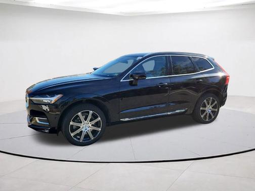 Onyx Black Metallic 2021 Volvo XC60 T6 Inscription