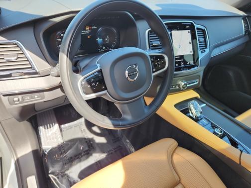 2022 Volvo XC90 Recharge Plug-In Hybrid T8 Inscription Extended Range 7P