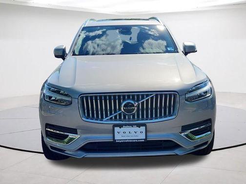 Silver 2025 Volvo XC90 Plug-In Hybrid T8 Plus 6-Seater