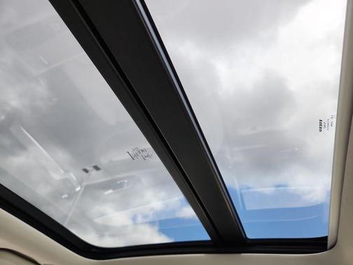 Crystal White Metallic 2023 Volvo S60 B5 Ultimate Bright Theme