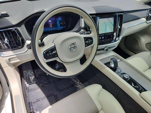 Crystal White Metallic 2023 Volvo S60 B5 Ultimate Bright Theme