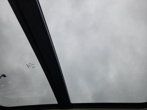 Crystal White 2026 Volvo XC40 B5 Plus