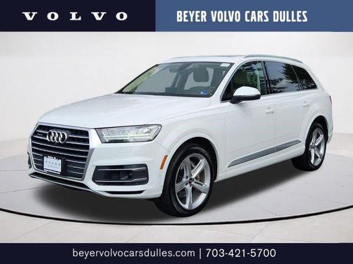 Carrara White 2019 Audi Q7 55 Prestige