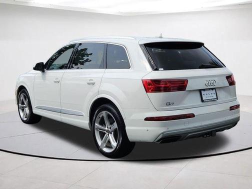 Carrara White 2019 Audi Q7 55 Prestige