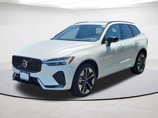 Crystal White 2026 Volvo XC60 B5 Plus