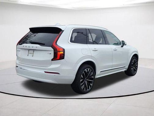 Crystal White Pearl 2026 Volvo XC90 Plug-In Hybrid T8 Plus 7-Seater