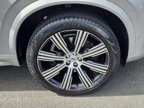 Silver 2023 Volvo XC90 B6 Ultimate 7-Seater