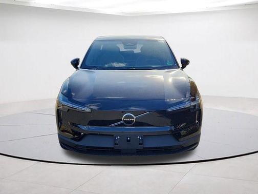 Onyx Black Metallic 2025 Volvo EX30 Twin Motor Plus