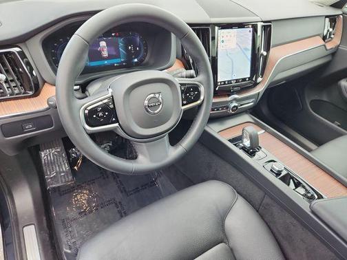 Denim Blue Metallic 2024 Volvo XC60 B5 Plus Dark Theme