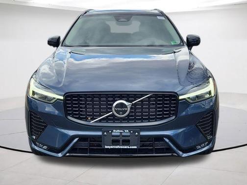 Denim Blue Metallic 2024 Volvo XC60 B5 Plus Dark Theme