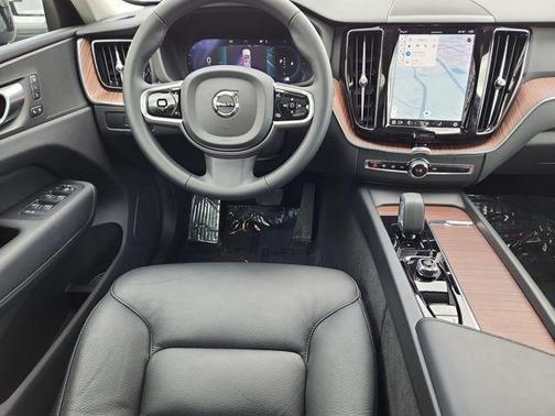 Denim Blue Metallic 2024 Volvo XC60 B5 Plus Dark Theme