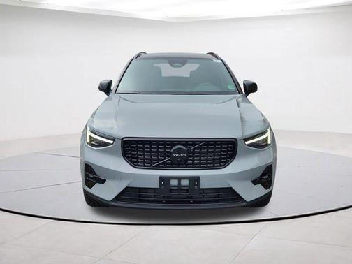 Gray Metallic 2026 Volvo XC40 B5 Ultra Black Edition