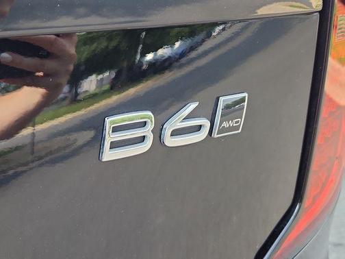 Onyx Black Metallic 2026 Volvo XC90 B6 Plus 7-Seater