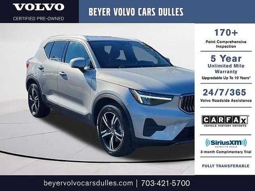 2025 Volvo XC40 Core
