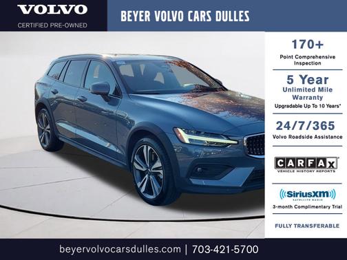 2024 Volvo V60 Cross Country B5 Plus