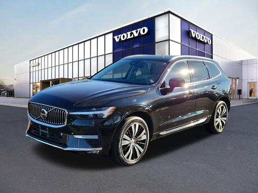2023 Volvo XC60 B5 Plus Bright Theme