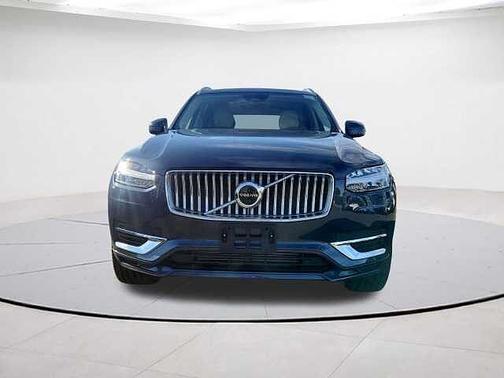 2024 Volvo XC90 Plus
