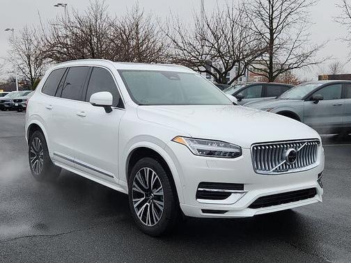2025 Volvo XC90 Plus