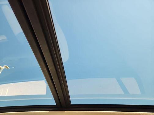 2023 Volvo XC90 Recharge Plug-In Hybrid T8 Ultimate 6-Seater