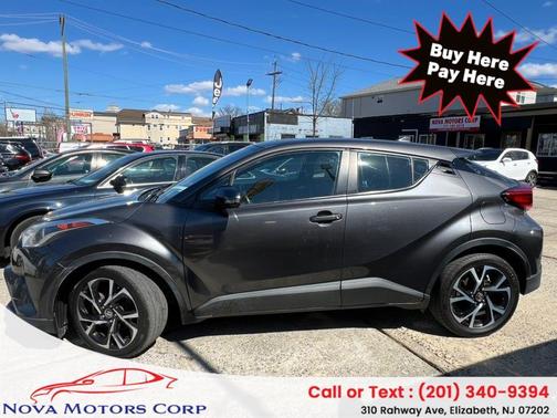 Gray 2018 Toyota C-HR XLE Premium