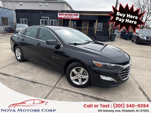 Black 2022 Chevrolet Malibu LT