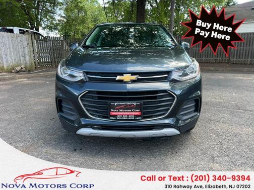 Gray 2021 Chevrolet Trax LT