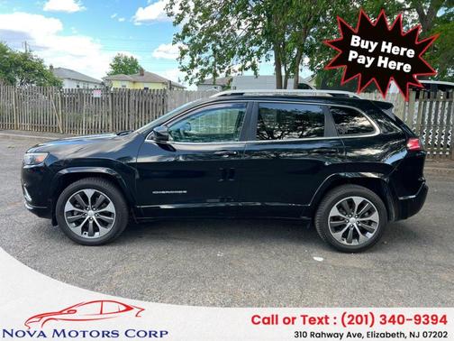 Black 2019 Jeep Cherokee Overland