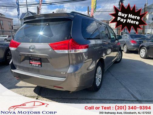 2011 Toyota Sienna XLE