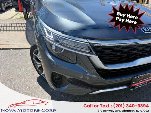 Blue 2021 Kia Seltos EX