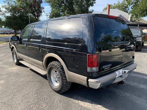 2002 Ford Excursion Limited 2WD 4dr SUV