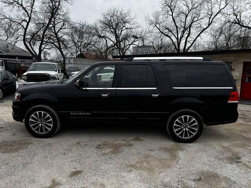 2017 Lincoln Navigator Select