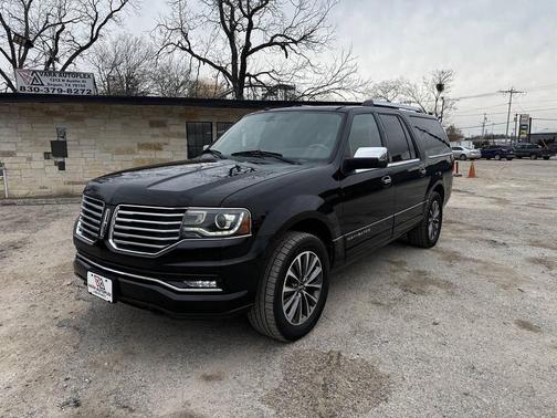 2017 Lincoln Navigator Select