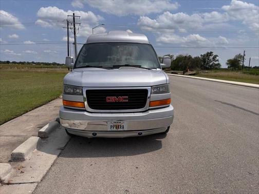 2004 GMC Savana 1500 Base