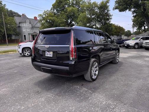2018 Cadillac Escalade ESV Premium Luxury